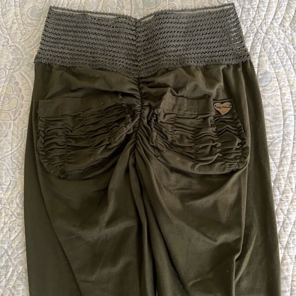 Green Cute Booty Lounge Leggings size S - Picture 1 of 5